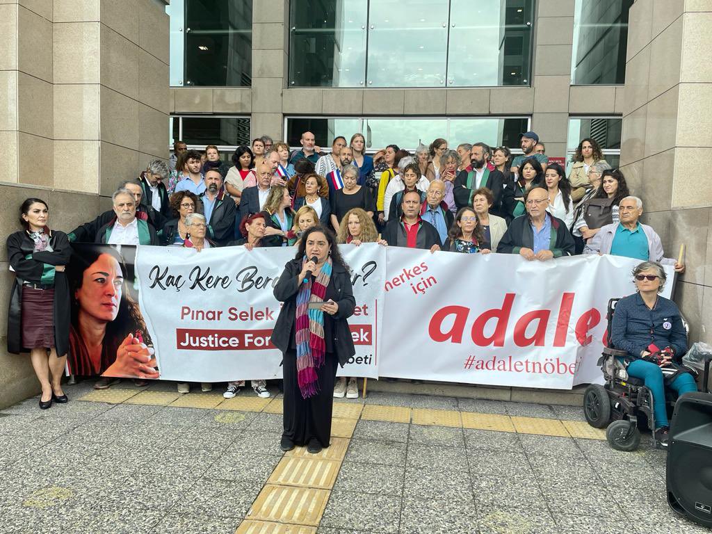 Pınar Selek davası: Beraat kararlarına rağmen yargı Selek'in peşinde